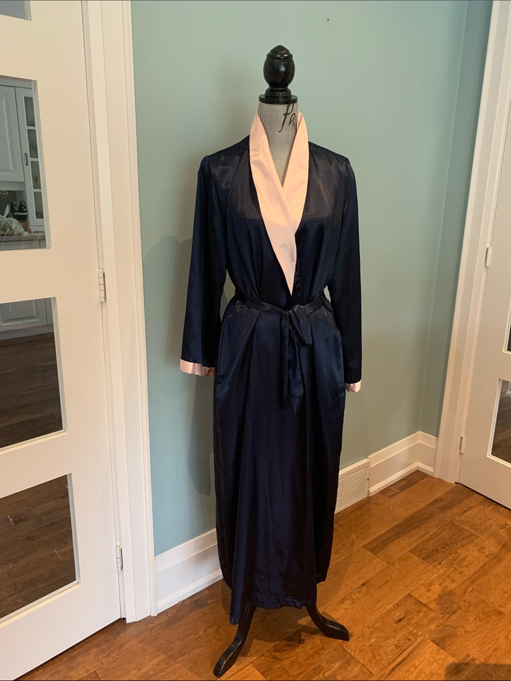 Jones New York Silky Navy Robe with Blush Pink Trim -  Luxurious Satin Wrap